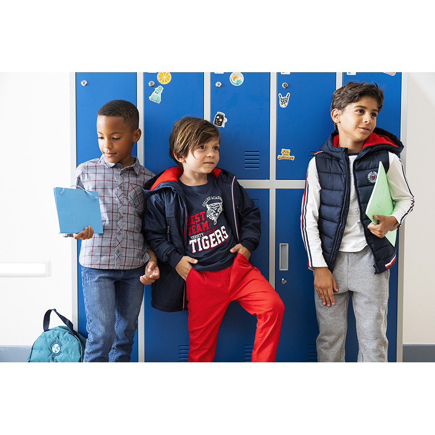 Pantalones vaqueros slim con cinturón para niño 