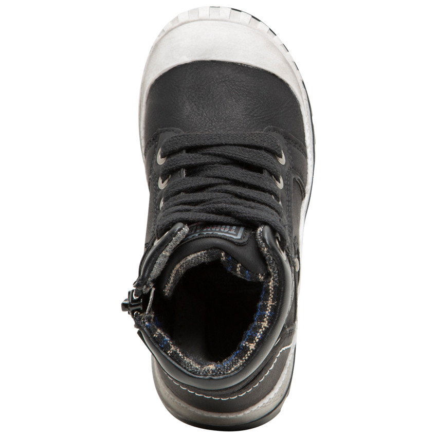 Botines con efecto cuero granulado con parche de goma  Additional Botines con efecto cuero granulado con parche de goma
