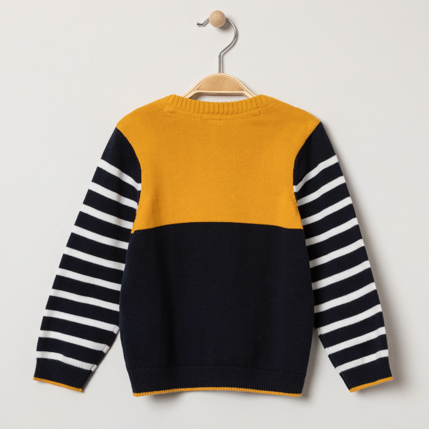 Jersey de punto con mangas rayadas y inscripciones  