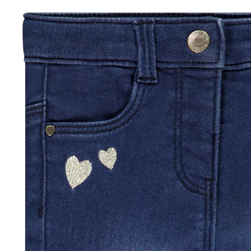 Jeans slim con corazones bordados para bebé niña 