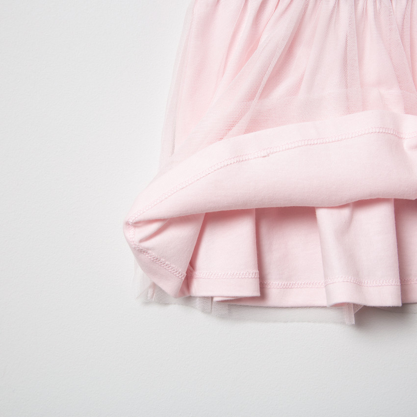 Vestido copn efecto 2 en 1 de colores y tul 