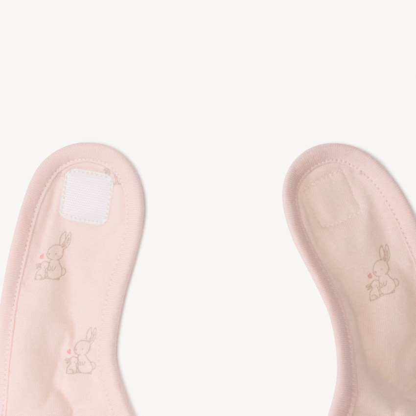 Lote de 2 baberos fantasía con conejito para bebé niña 