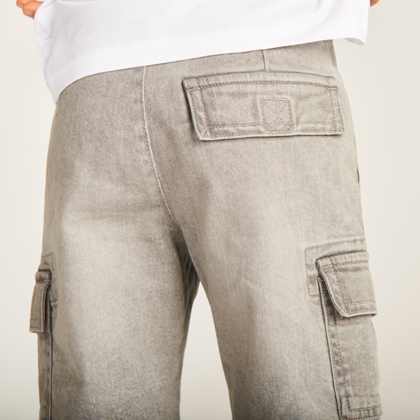 Bermudas de mezclilla estilo cargo para niño 