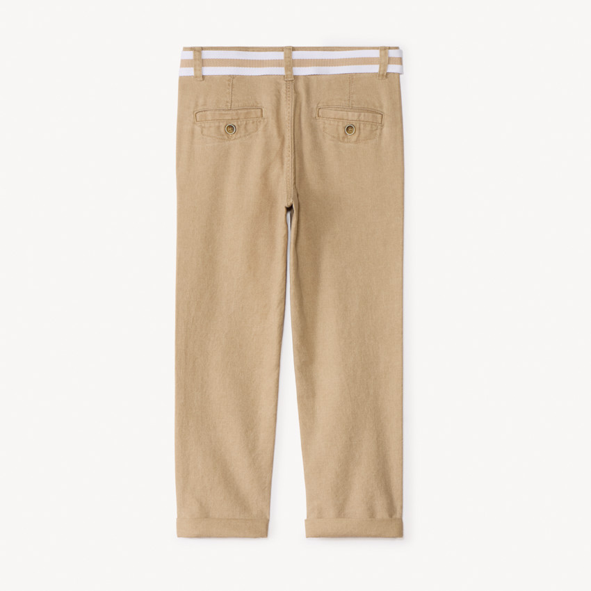 Pantalón recto de tela con cinturón para niño 