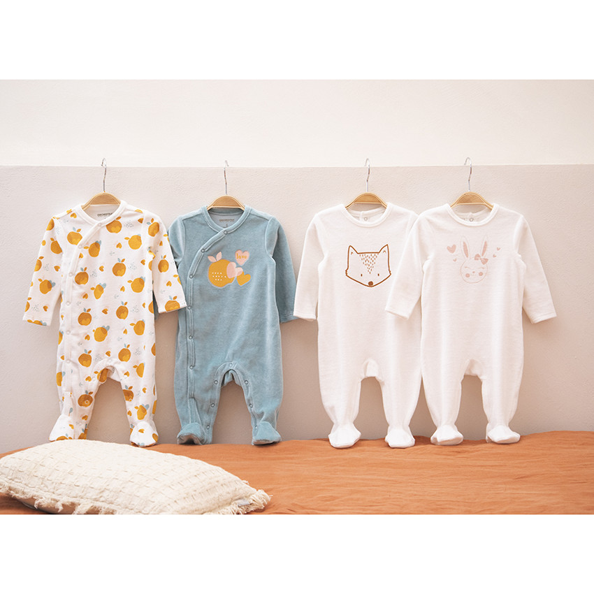 Pelele de terciopelo con estampado de conejito y corazones para bebé niña  Additional Pelele de terciopelo con estampado de conejito y corazones para bebé niña