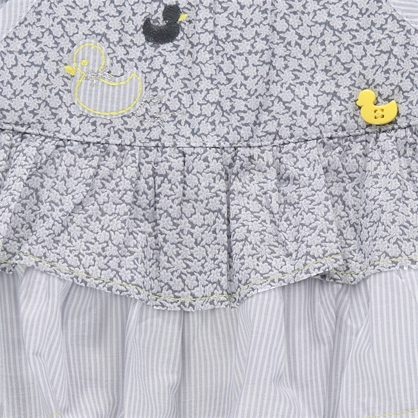 Túnica con volantes y parches de patos 