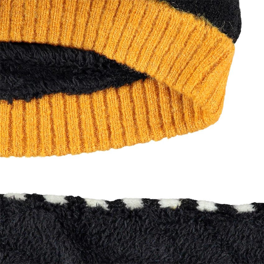 Conjunto de gorro y bufanda de rayas con pompones 