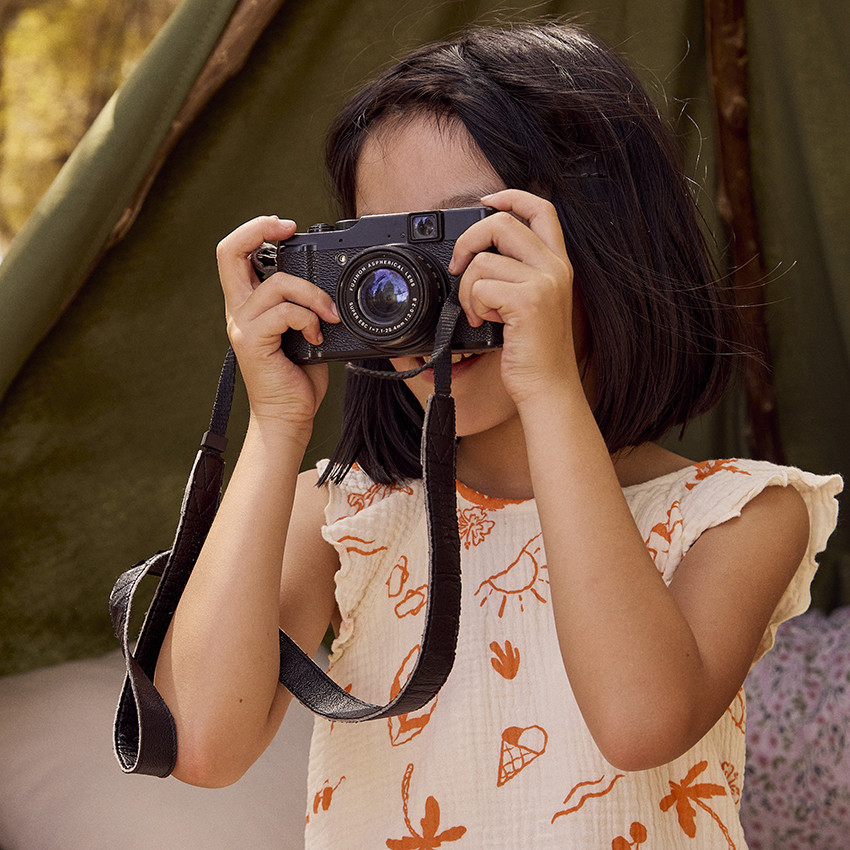 Combishort en tetra estampado fantasía vacaciones para niña 