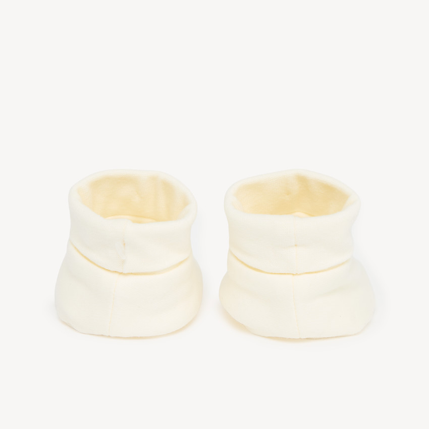 Zapatitos de nacimiento en interlock "Baby 2026 