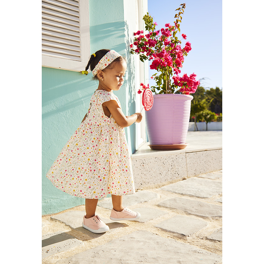 Vestido de popelina con estampado floral para niña 